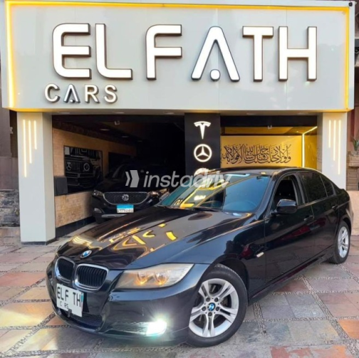 BMW 318 2011 Black Automatic Used for Sale in Heliopolis - 9