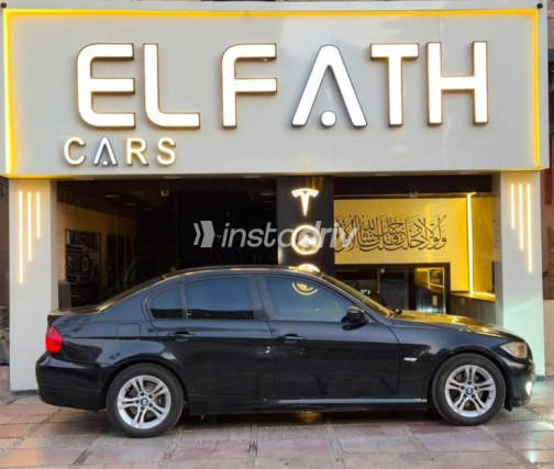 BMW 318 2011 Black Automatic Used for Sale in Heliopolis - 10