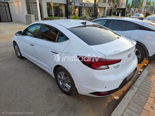 Hyundai Elantra AD 2025 White Automatic Used for Sale in Greater Cairo ( Cairo + Giza) - 1