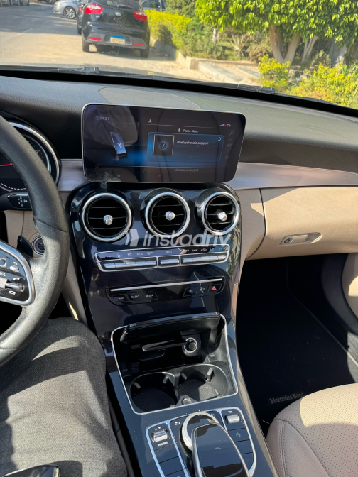 Mercedes C 180 2019 Black Automatic Used for Sale in Greater Cairo ( Cairo + Giza) - 1
