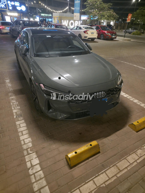 اودي A5 2025 رمادي أوتوماتيك مستعملة للبيع في القاهرة الكبرى ( القاهرة - الجيزة) - 1