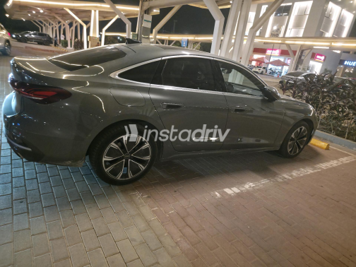 اودي A5 2025 رمادي أوتوماتيك مستعملة للبيع في القاهرة الكبرى ( القاهرة - الجيزة) - 3