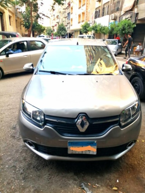 Renault Sandero 2016 Bronze Automatic Used for Sale in Cairo - 2