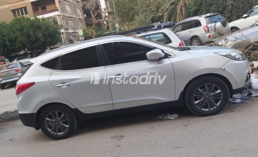 Hyundai IX 35 2015 Silver Automatic Used for Sale in Heliopolis - 2
