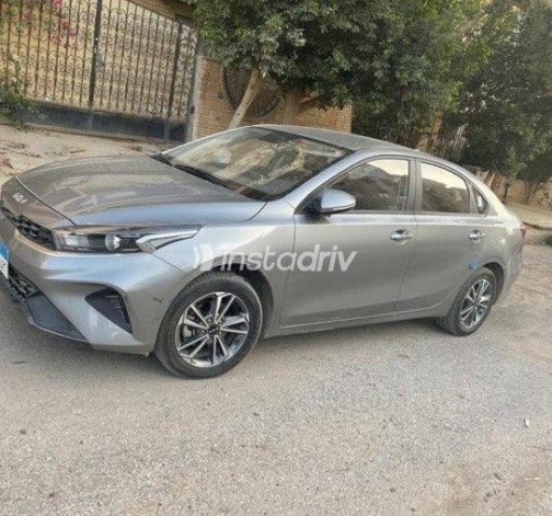 Kia Grand Cerato 2022 Silver Automatic Used for Sale in 6 October - 1