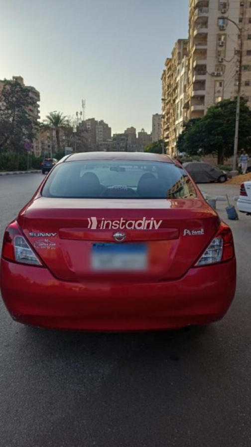 Nissan Sunny 2015 Red Automatic Used for Sale in Heliopolis - 4