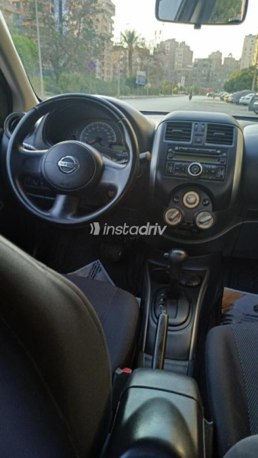 Nissan Sunny 2015 Red Automatic Used for Sale in Heliopolis - 7