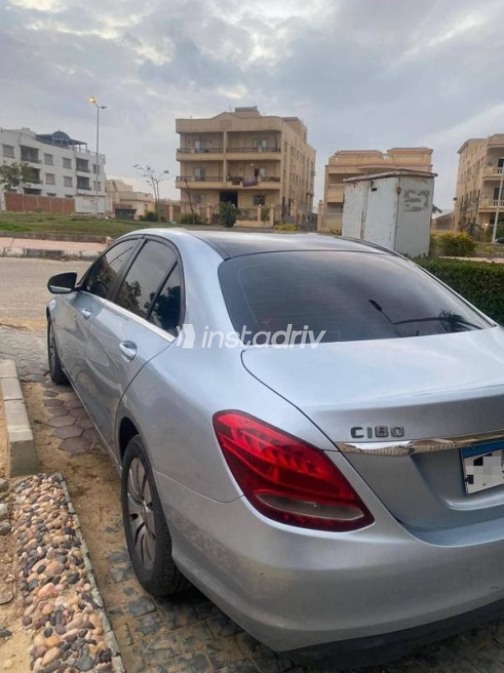 Mercedes C 180 2016 Silver Automatic Used for Sale in Cairo - 2