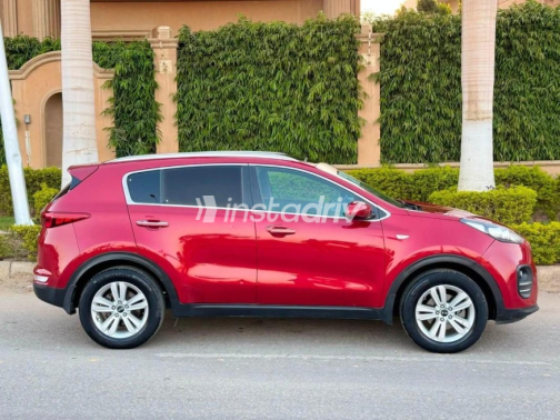 Kia Sportage 2017 Red Automatic Used for Sale in 6 October - 3