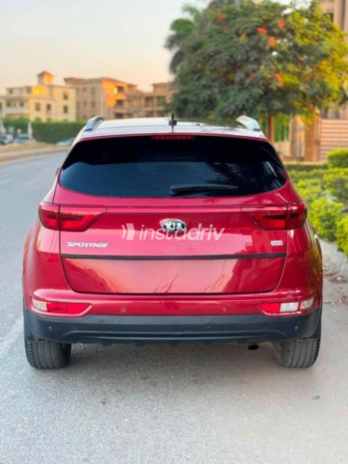 Kia Sportage 2017 Red Automatic Used for Sale in 6 October - 5