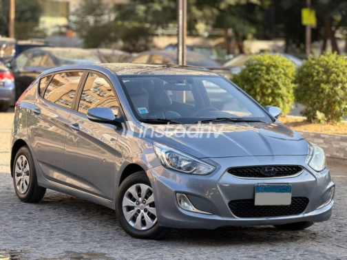 Hyundai Accent RB 2019 Gray Automatic Used for Sale in Cairo - 3