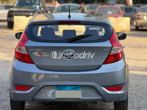Hyundai Accent RB 2019 Gray Automatic Used for Sale in Cairo - 4