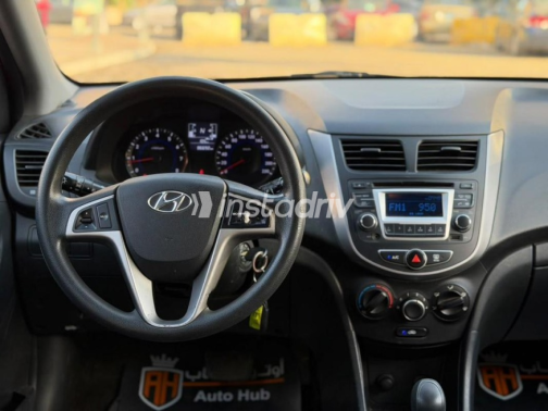 Hyundai Accent RB 2019 Gray Automatic Used for Sale in Cairo - 9