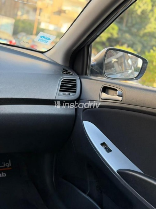 Hyundai Accent RB 2019 Gray Automatic Used for Sale in Cairo - 10