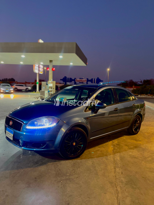 Fiat Linea 2009 Blue Manual Used for Sale in Greater Cairo ( Cairo + Giza) - 2