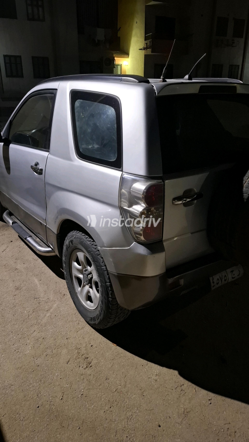 Suzuki Grand vitara 2007 Silver Manual Used for Sale in Greater Cairo ( Cairo + Giza) - 5