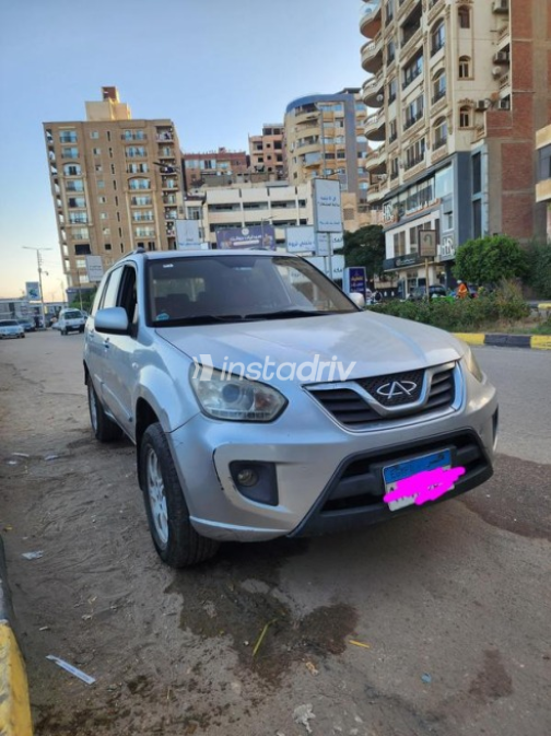 Chery Tiggo 3 2018 Silver Automatic Used for Sale in Banha - 2
