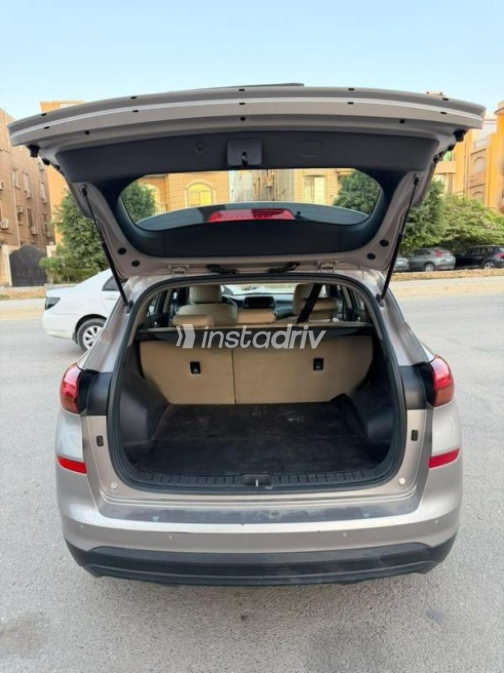 Hyundai Tucson GDI 2019 Gray Automatic Used for Sale in Cairo - 5