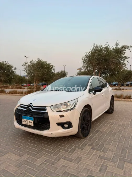 Citroën Ds4 2016 White Automatic Used for Sale in Greater Cairo ( Cairo + Giza) - 1
