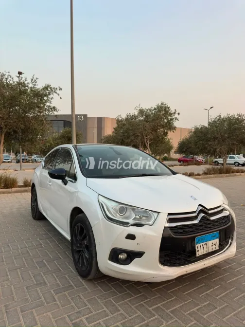 Citroën Ds4 2016 White Automatic Used for Sale in Greater Cairo ( Cairo + Giza) - 7
