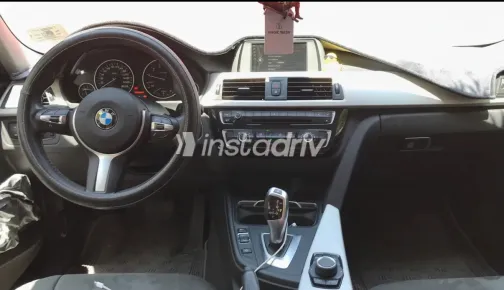 BMW 318 2016 Red Automatic Used for Sale in Greater Cairo ( Cairo + Giza) - 4