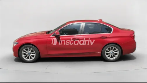 BMW 318 2016 Red Automatic Used for Sale in Greater Cairo ( Cairo + Giza) - 8