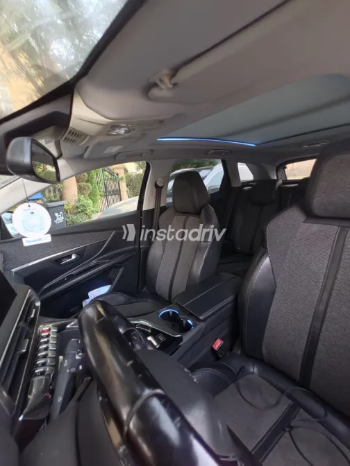 Peugeot 3008 2019 Black Automatic Used for Sale in Greater Cairo ( Cairo + Giza) - 6