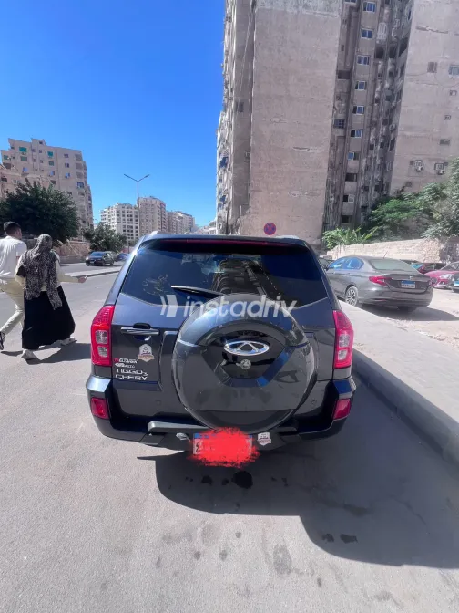 Chery Tiggo 3 2021 Dark Gray Automatic Used for Sale in Greater Cairo ( Cairo + Giza) - 8