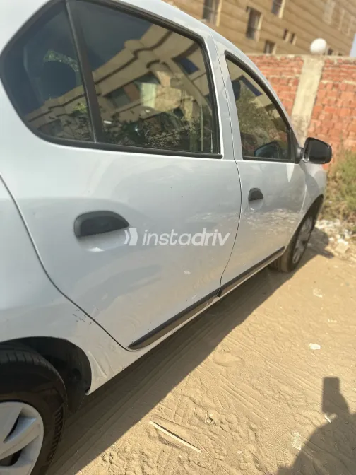 Renault Logan 2021 White Automatic Used for Sale in Greater Cairo ( Cairo + Giza) - 4