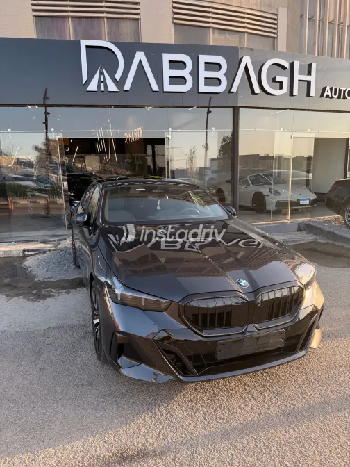 BMW 530 2027 Gray Automatic Used for Sale in Greater Cairo ( Cairo + Giza) - 5