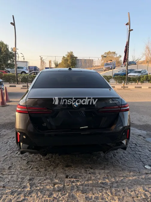 BMW 530 2027 Gray Automatic Used for Sale in Greater Cairo ( Cairo + Giza) - 8