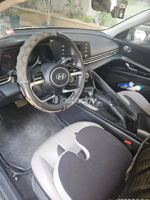 Hyundai Elantra CN7 2021 Gray Automatic Used for Sale in Greater Cairo ( Cairo + Giza) - 4