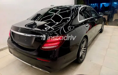 Mercedes E 350 2019 Black Automatic Used for Sale in Greater Cairo ( Cairo + Giza) - 3