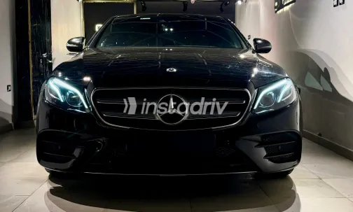 Mercedes E 350 2019 Black Automatic Used for Sale in Greater Cairo ( Cairo + Giza) - 4