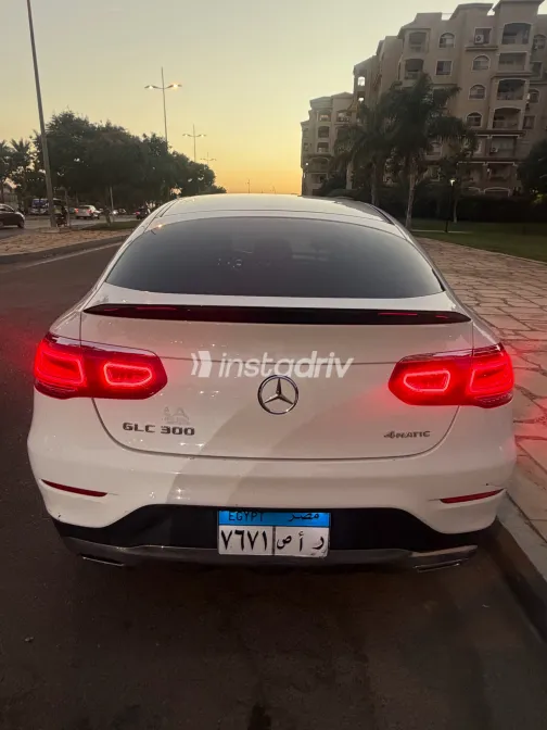 مرسيدس C 300 2020 أبيض أوتوماتيك مستعملة للبيع في القاهرة الكبرى ( القاهرة - الجيزة) - 1