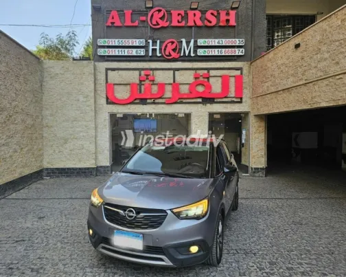 Opel Crossland 2021 Gray Automatic Used for Sale in Nasr city - 1