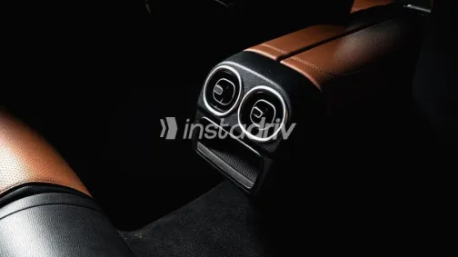 Mercedes C 200 2023 Silver Automatic Used for Sale in Cairo - 4