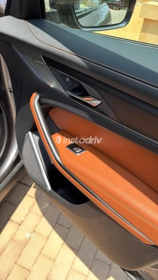 Jaguar F-Pace 2025 Black Automatic Used for Sale in Heliopolis - 7
