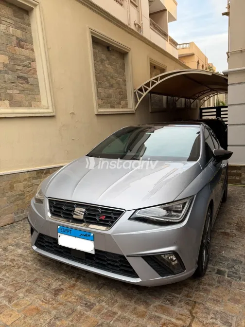 Seat Ibiza 2024 Silver Automatic Used for Sale in Greater Cairo ( Cairo + Giza) - 2