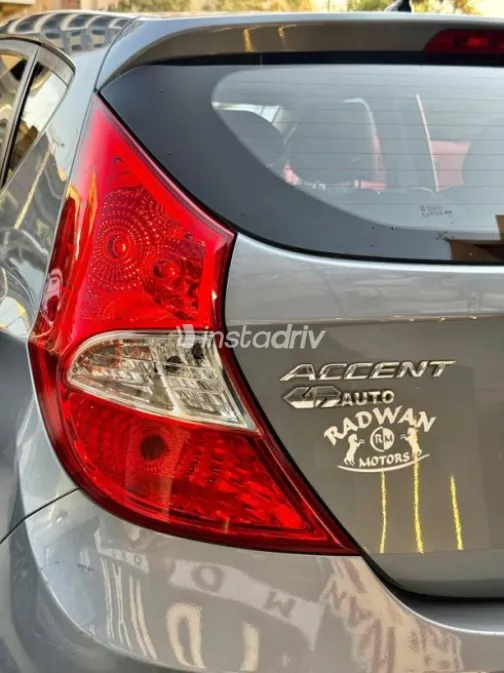 Hyundai Accent RB 2019 Gray Automatic Used for Sale in Nasr city - 10