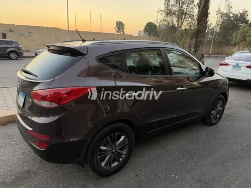 Hyundai IX 35 2015 Brown Automatic Used for Sale in Heliopolis - 9