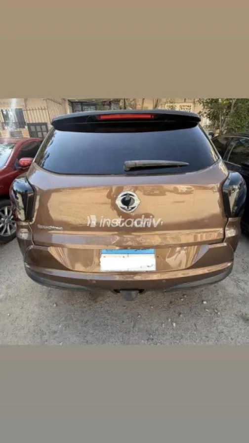 Ssang Yong Tivoli 2018 Mocha Automatic Used for Sale in Cairo - 4