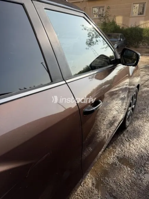 Ssang Yong Tivoli 2018 Mocha Automatic Used for Sale in Cairo - 8