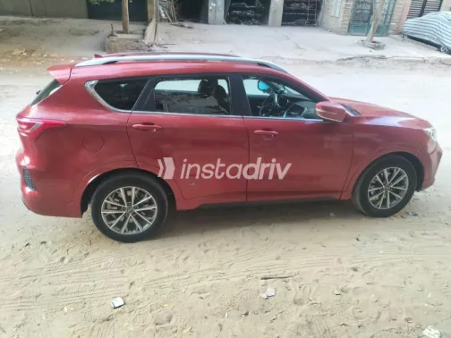 Jetour X70 2021 Red Automatic Used for Sale in Helwan - 3