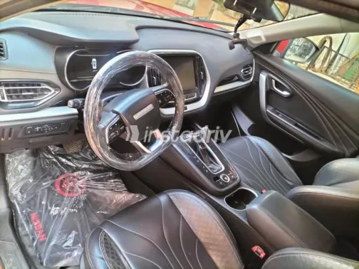 Jetour X70 2021 Red Automatic Used for Sale in Helwan - 6