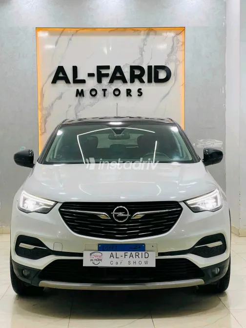 Opel Grandland 2020 White Automatic Used for Sale in Greater Cairo ( Cairo + Giza) - 2