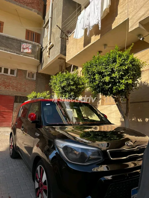 Kia Soul 2016 Black Automatic Used for Sale in Greater Cairo ( Cairo + Giza) - 2