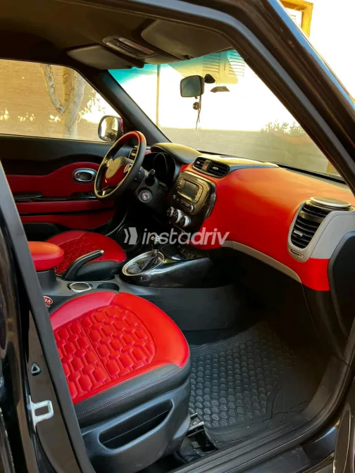 Kia Soul 2016 Black Automatic Used for Sale in Greater Cairo ( Cairo + Giza) - 4