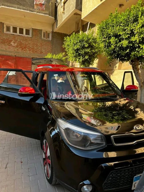 Kia Soul 2016 Black Automatic Used for Sale in Greater Cairo ( Cairo + Giza) - 7