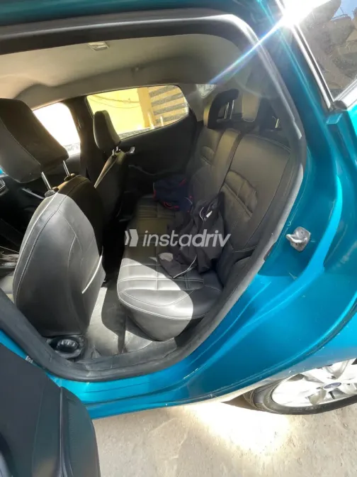 Ford Fiesta 2019 Turquoise Automatic Used for Sale in Greater Cairo ( Cairo + Giza) - 2